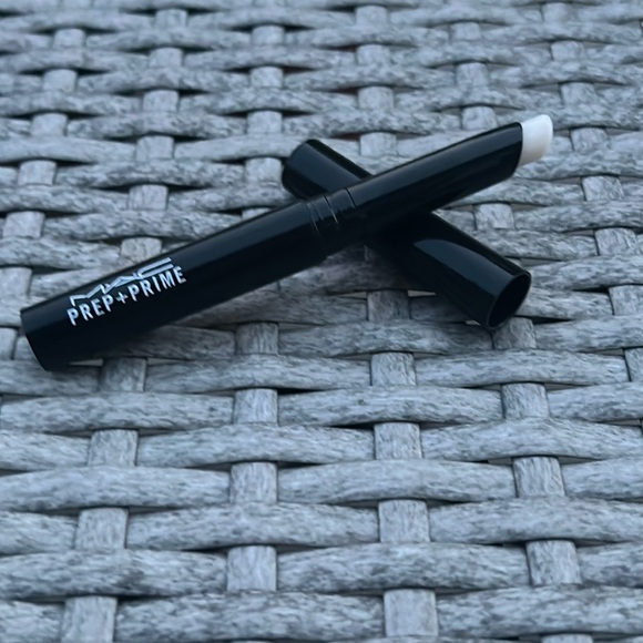 Brand New MAC Prep + Prime Lip - Picture 1 of 2